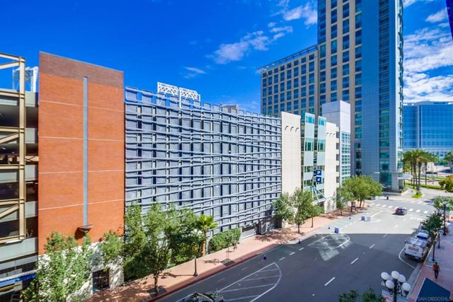 207 5Th Ave 442, San Diego, CA 92101