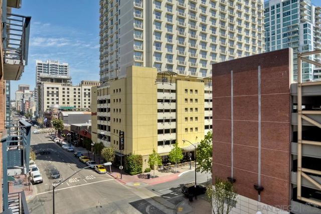 207 5Th Ave 442, San Diego, CA 92101