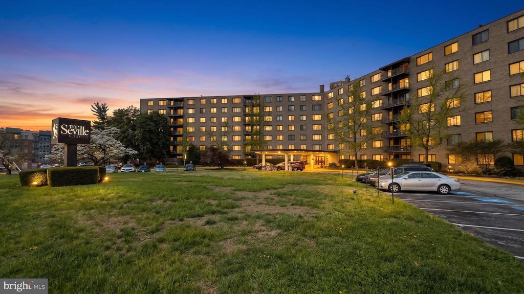 Image 1 of property listing at 3450 TOLEDO TER #303, Hyattsville, MD 20782