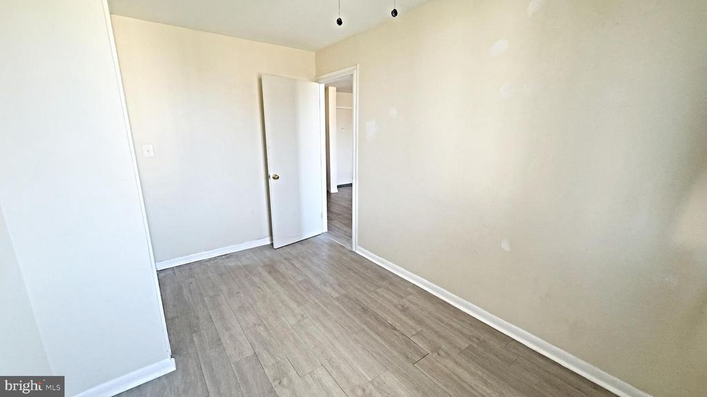 Image 12 of property listing at 3450 TOLEDO TER #303, Hyattsville, MD 20782