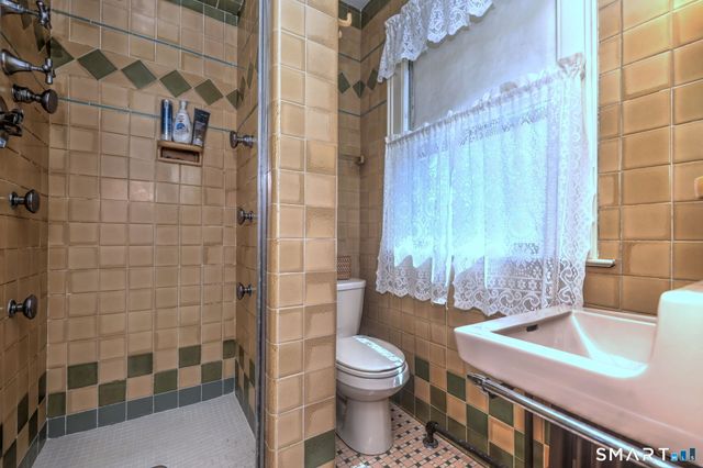 75 Main Street, West Haven, CT 06516