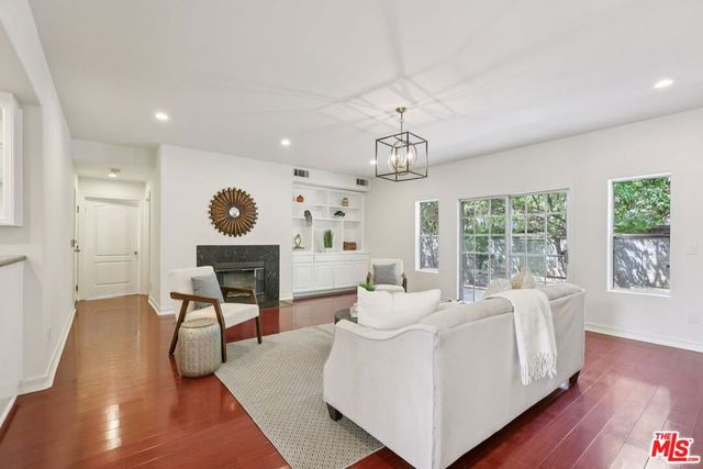 17315 Lassen Street, Northridge, CA 91325