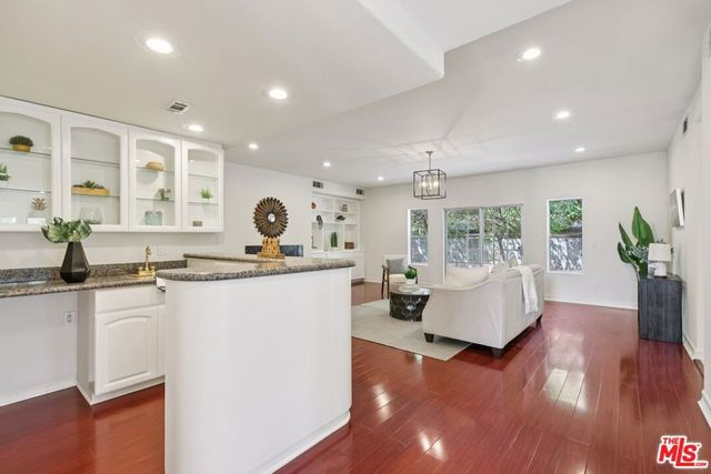 17315 Lassen Street, Northridge, CA 91325