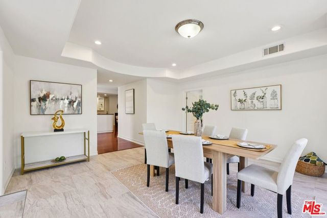 17315 Lassen Street, Northridge, CA 91325