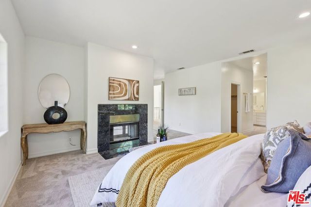 17315 Lassen Street, Northridge, CA 91325