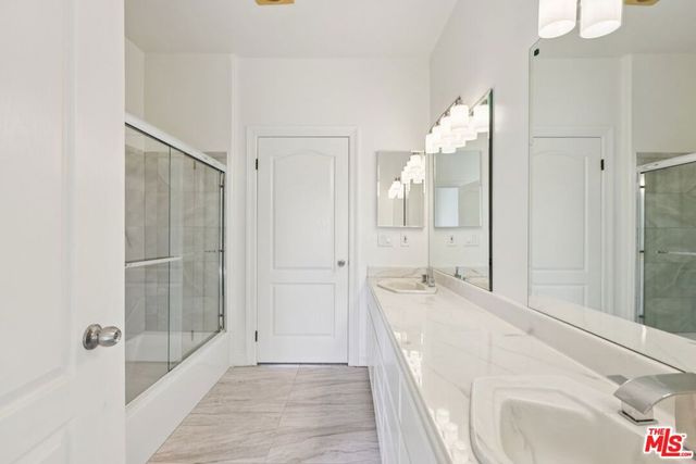 17315 Lassen Street, Northridge, CA 91325