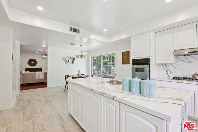 17315 Lassen Street, Northridge, CA 91325