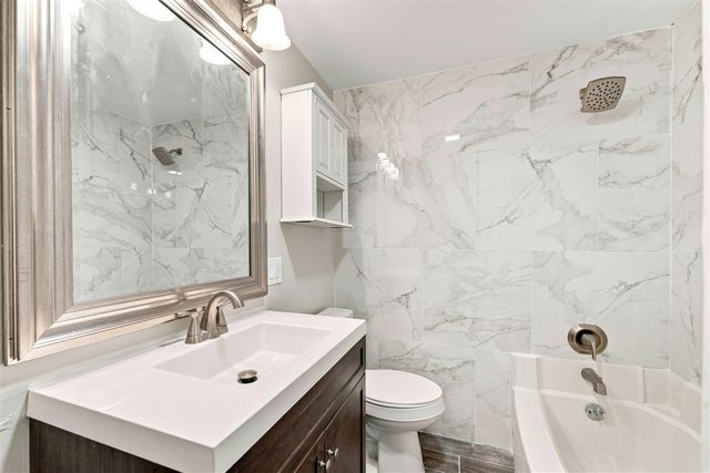 1112 Hurd Avenue, Benton Harbor, MI 49022