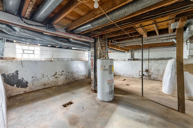 1112 Hurd Avenue, Benton Harbor, MI 49022