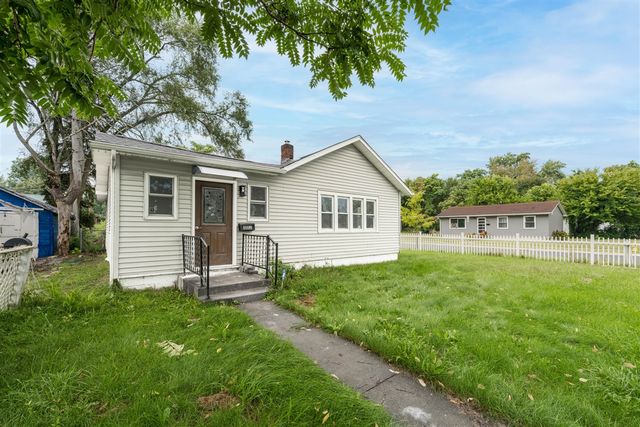 1112 Hurd Avenue, Benton Harbor, MI 49022