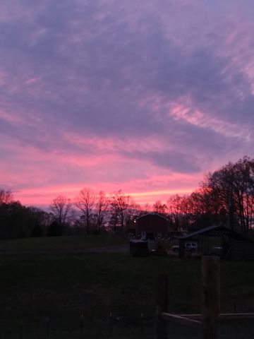 4563 Cumberland City Rd, Indian Mound, TN 37079
