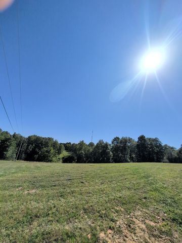 4563 Cumberland City Rd, Indian Mound, TN 37079
