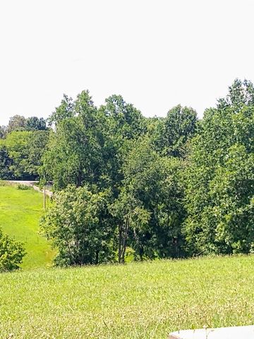 4563 Cumberland City Rd, Indian Mound, TN 37079