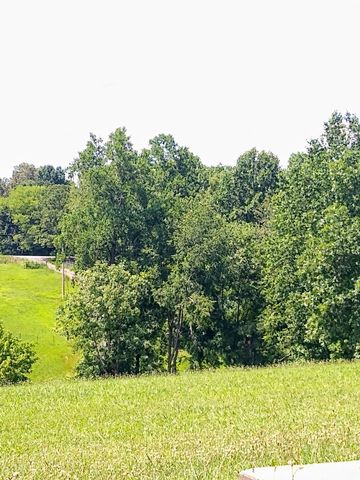 4563 Cumberland City Rd, Indian Mound, TN 37079