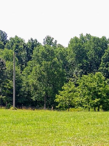 4563 Cumberland City Rd, Indian Mound, TN 37079