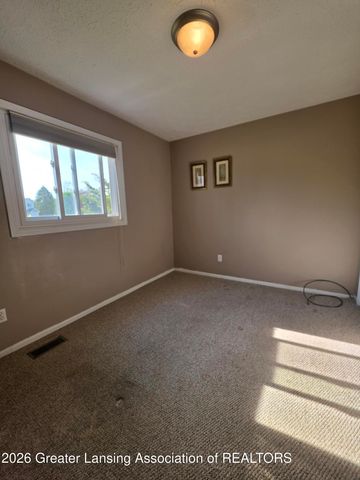 907 Registry Drive 119a, Grand Ledge, MI 48837