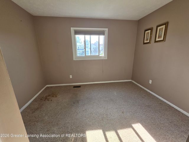 907 Registry Drive 119a, Grand Ledge, MI 48837