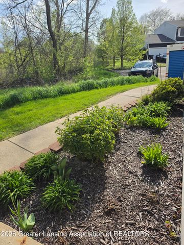907 Registry Drive 119a, Grand Ledge, MI 48837