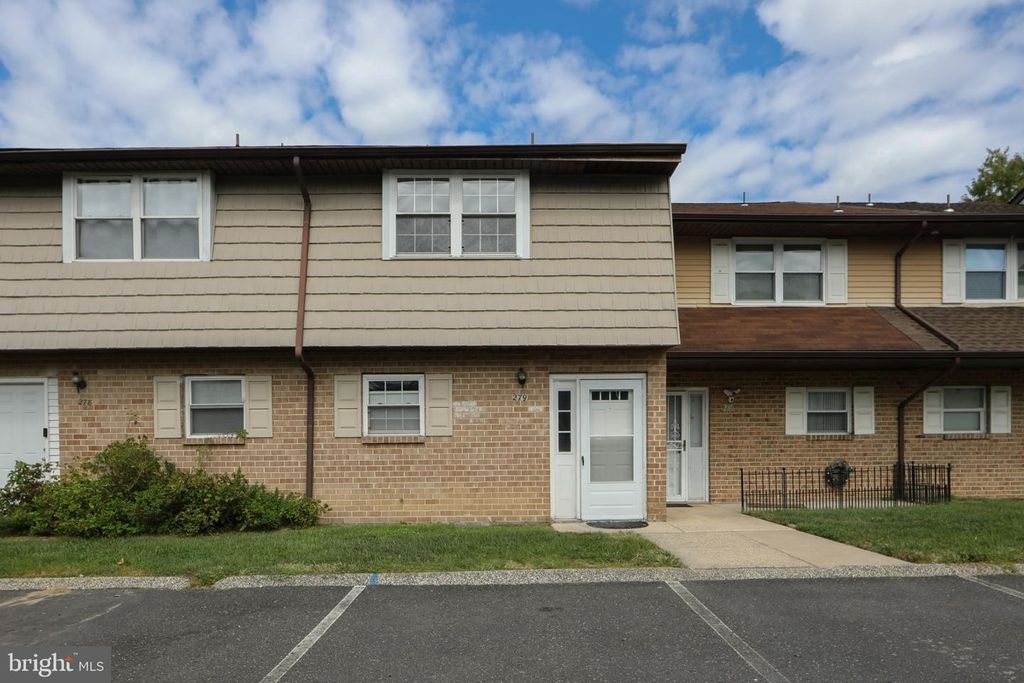 279 LA CASCATA TNHS, Clementon, NJ 08021 — exterior