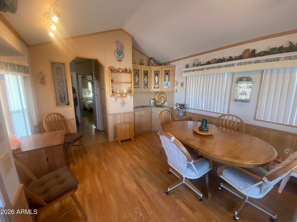 Image 18 of property listing at 1639 W YUMA Avenue 639, Apache Junction, AZ 85119