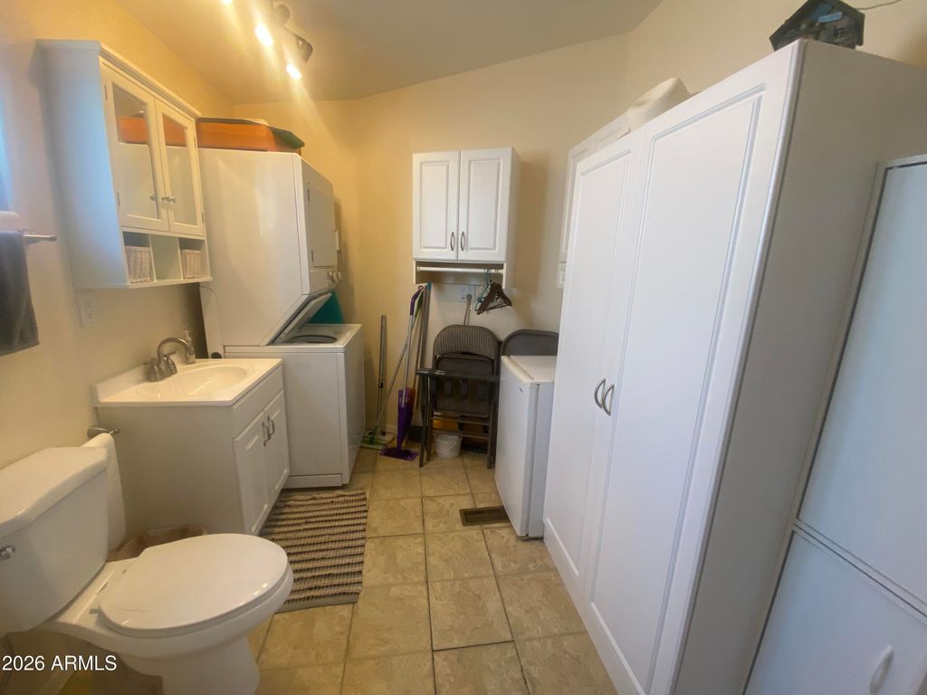 Image 20 of property listing at 1639 W YUMA Avenue 639, Apache Junction, AZ 85119