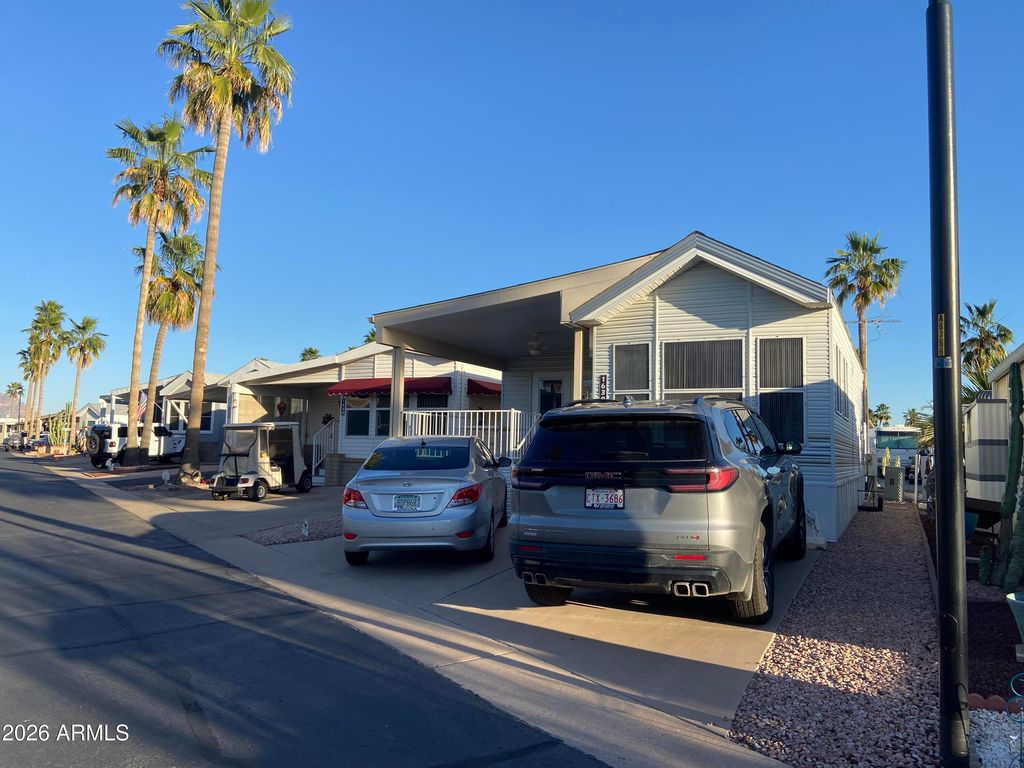 Image 34 of property listing at 1639 W YUMA Avenue 639, Apache Junction, AZ 85119