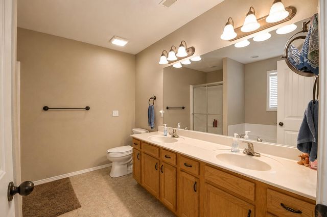 209 Sparrow Lane, Willard, MO 65781