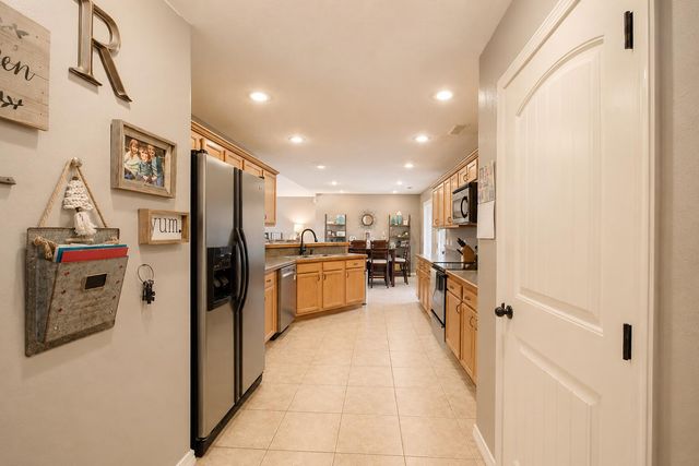 209 Sparrow Lane, Willard, MO 65781