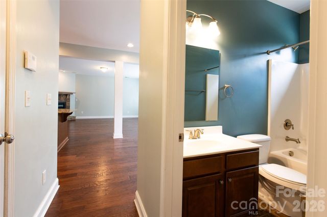 404 E Waterlynn Road, Mooresville, NC 28115
