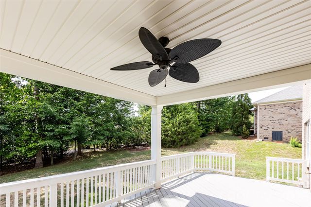 404 E Waterlynn Road, Mooresville, NC 28115
