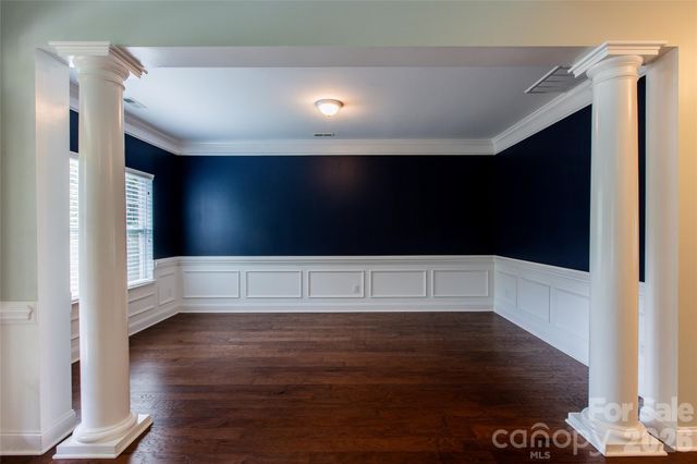 404 E Waterlynn Road, Mooresville, NC 28115