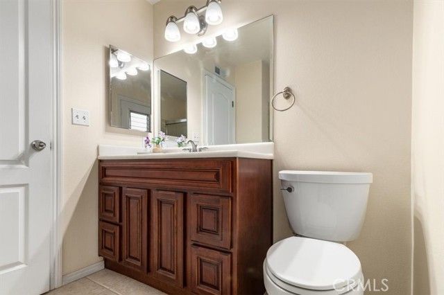 2909 S Rita Way, Santa Ana, CA 92704