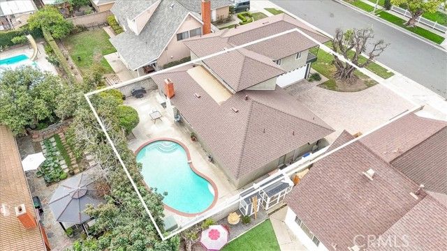 2909 S Rita Way, Santa Ana, CA 92704