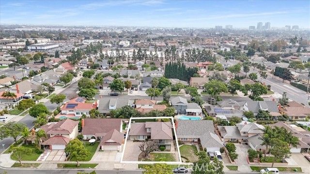 2909 S Rita Way, Santa Ana, CA 92704