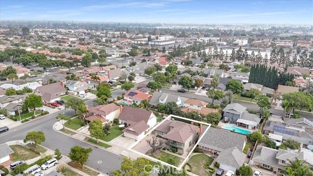 2909 S Rita Way, Santa Ana, CA 92704