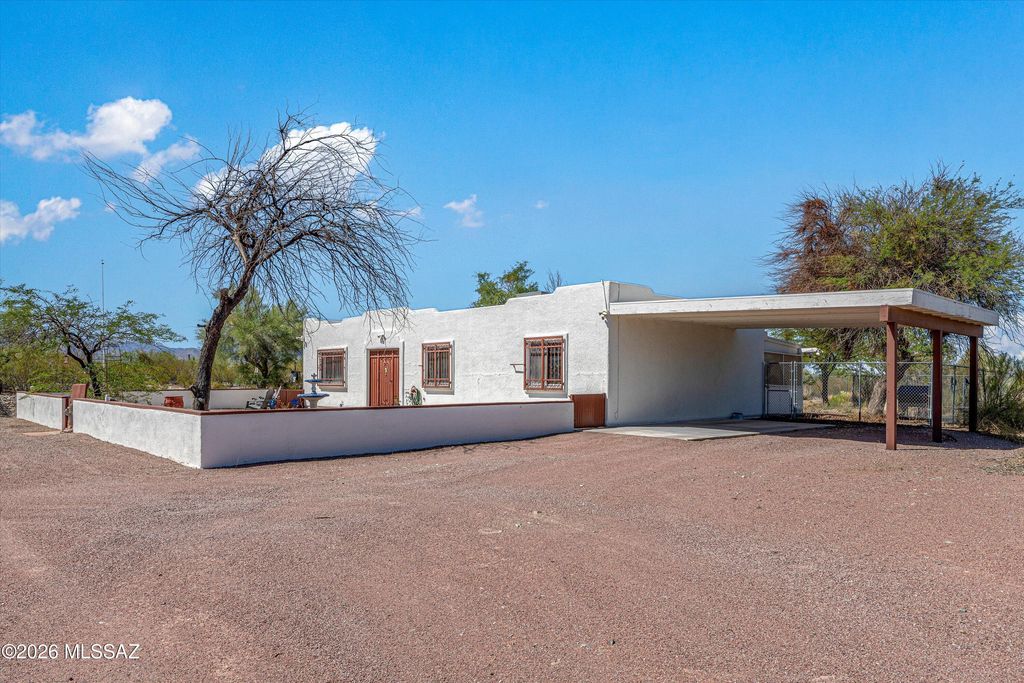 7404 E Glacier Park Court, Sahuarita, AZ 85629