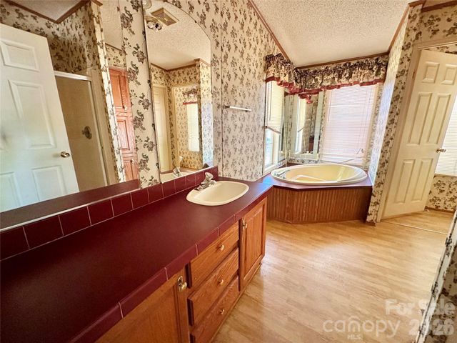 276 Ostwalt Amity Road, Troutman, NC 28166