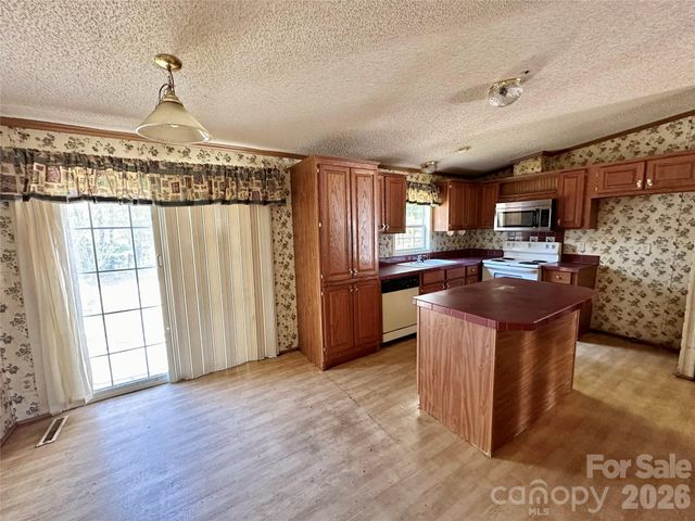 276 Ostwalt Amity Road, Troutman, NC 28166