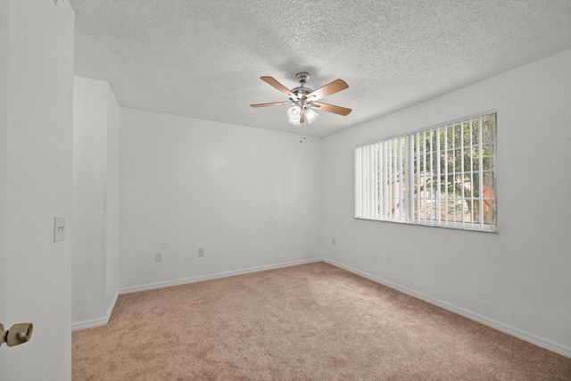 4159 N Haverhill Road 1307, West Palm Beach, FL 33417