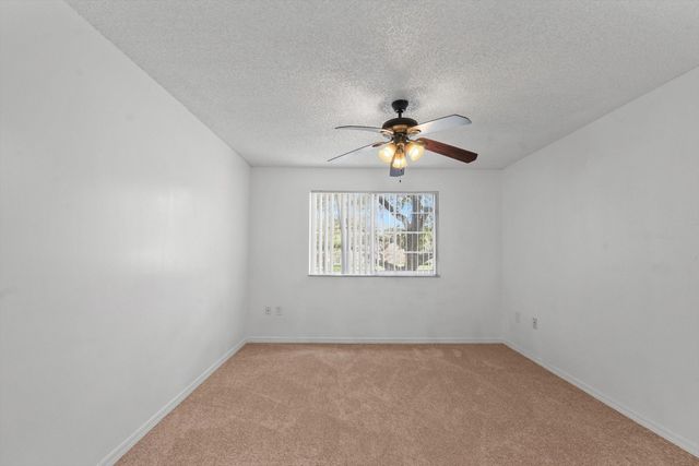 4159 N Haverhill Road 1307, West Palm Beach, FL 33417