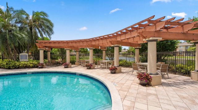 4159 N Haverhill Road 1307, West Palm Beach, FL 33417
