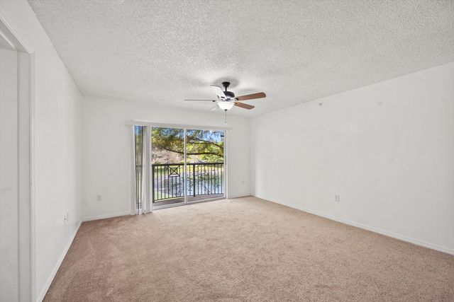 4159 N Haverhill Road 1307, West Palm Beach, FL 33417