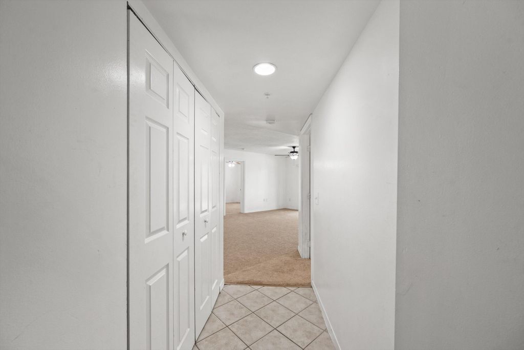 4159 N Haverhill Road 1307, West Palm Beach, FL 33417