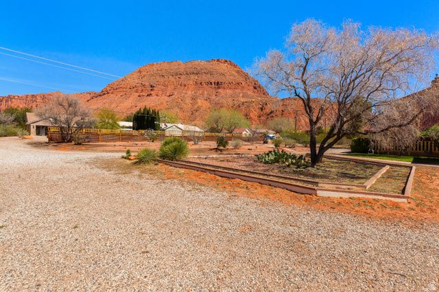 285 W 450 N, Ivins, UT 84738