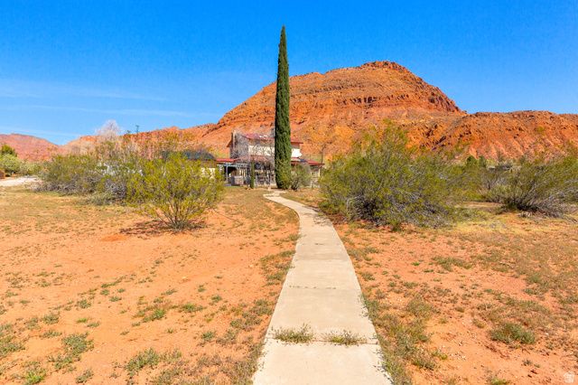 285 W 450 N, Ivins, UT 84738