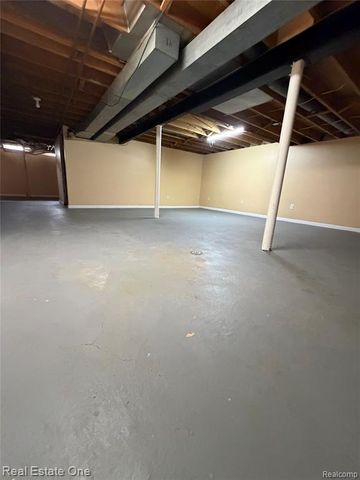 28813 Armanda Drive, Warren, MI 48088