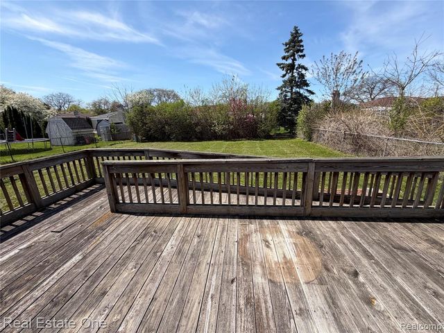 28813 Armanda Drive, Warren, MI 48088