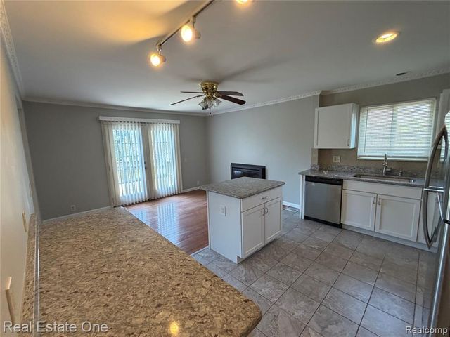 28813 Armanda Drive, Warren, MI 48088