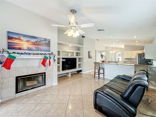 14826 LADY VICTORIA BOULEVARD, Orlando, FL 32826