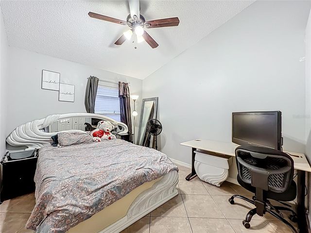 14826 LADY VICTORIA BOULEVARD, Orlando, FL 32826